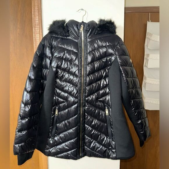 Women’s 1x Michael Kors quilted puffer with fur hood like new - Picture 1 of 6